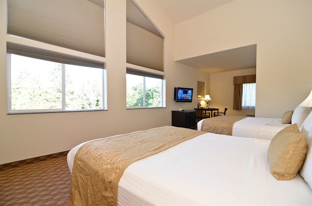 Best Western Plus Battleground Inn & Suites Battle Ground Exteriér fotografie